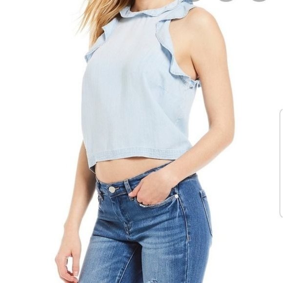 Chelsea & Violet Women Ombre Chambray Top Round neckline - Picture 2 of 10